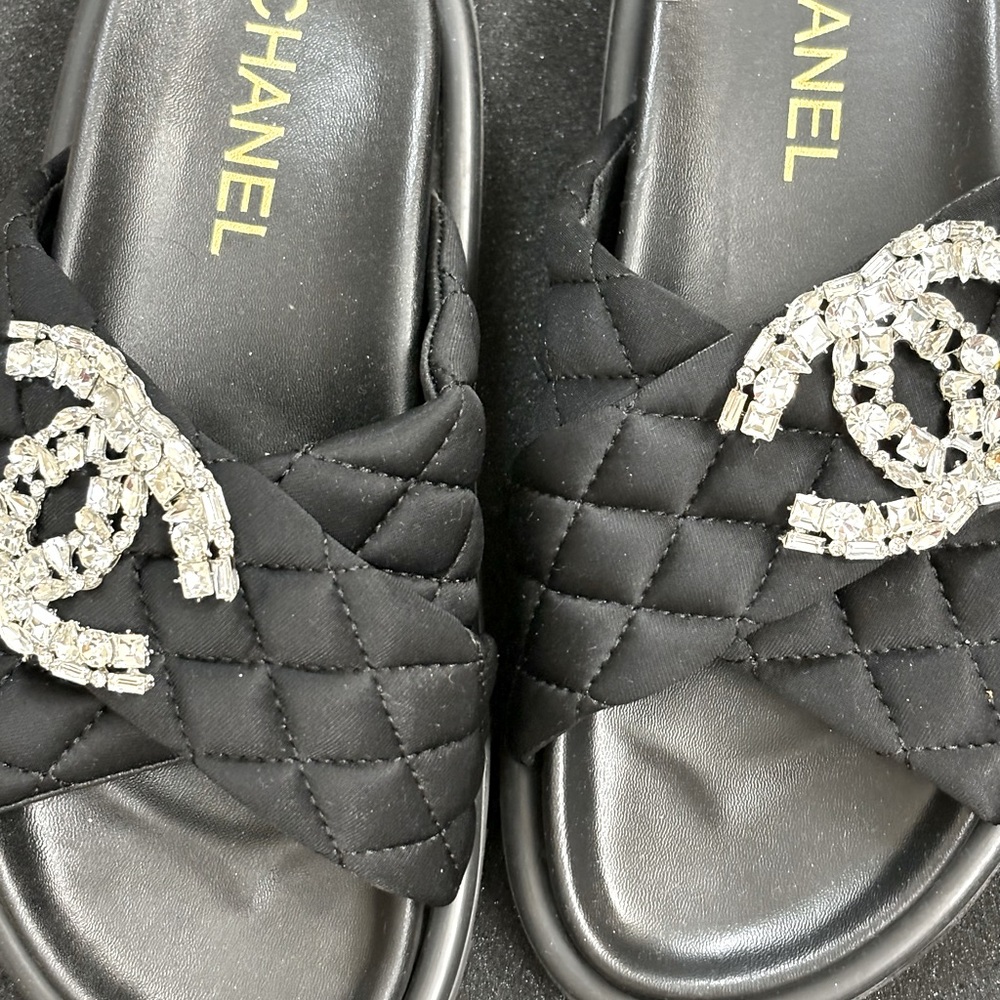 Chanel Slides
